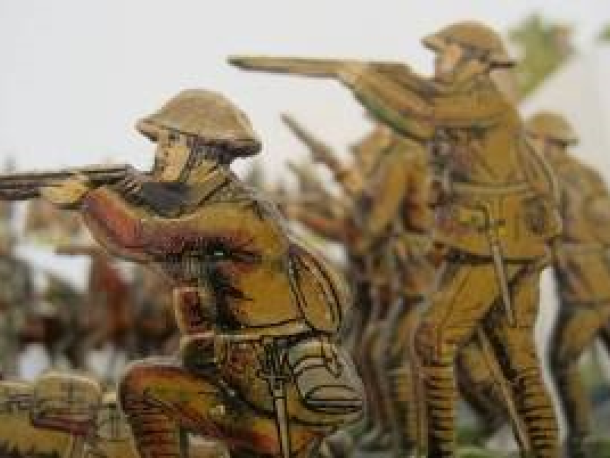 Papírová hračka v Roztokách