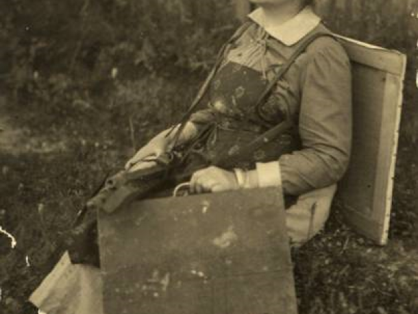 Foto z r. 1933: Zdenka (Zdislava Rosalina Augusta) Braunerová  (8. 4. 1858 – 23. 5. 1934) 
