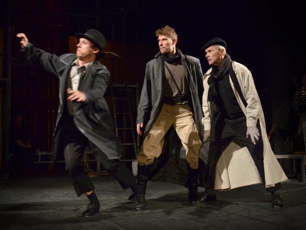 Divadlo A. Dvořáka: Balada pro banditu ve Středočeském muzeu v Roztokách u Prahy 