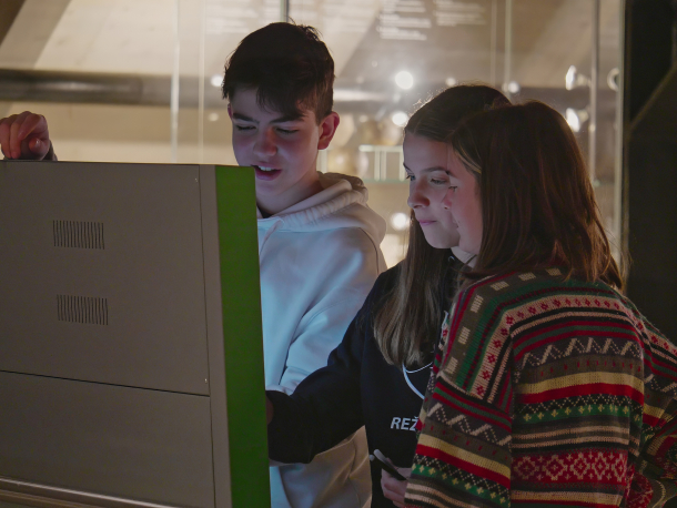 interaktivní info kiosky v expozici Archevita