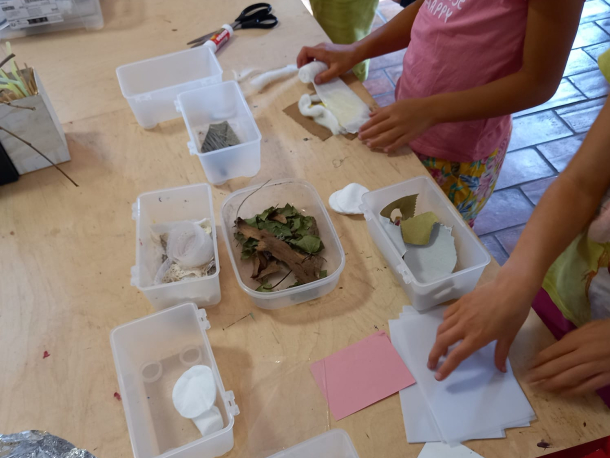 tvůrčí aktivita v ateliéru