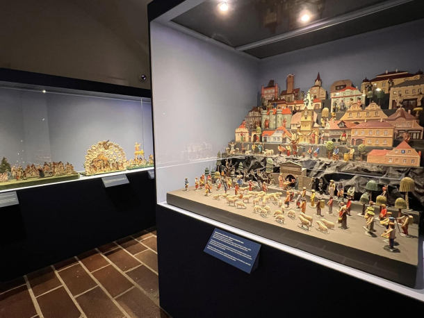 Výstava Betlémy ze sbírek Středočeského muzea v Roztokách u Prahy 