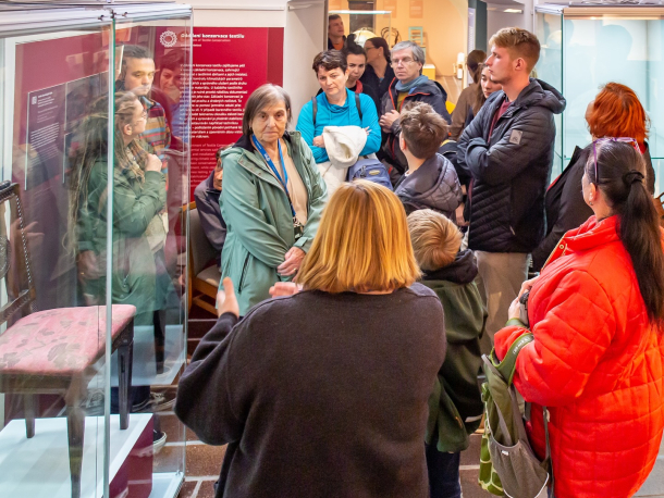 Komentované prohlídky výstavy Času navzdory, restaurování a konzervace sbírek