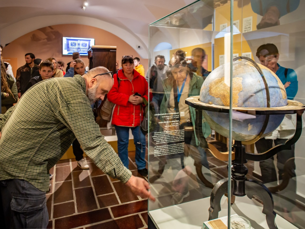 Komentované prohlídky výstavy Času navzdory, restaurování a konzervace sbírek