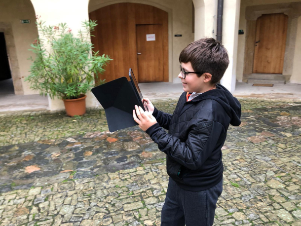 práce s augmentovanou realitou v roztocké tvrzi