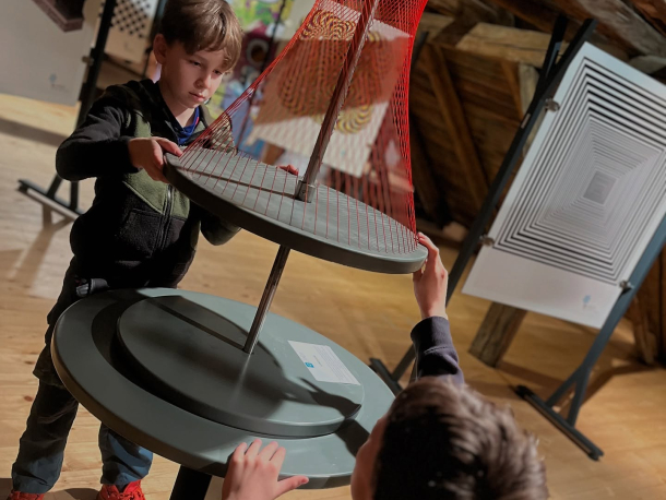 Chytrá zábava | putovní interaktivní výstava iQLANDIA