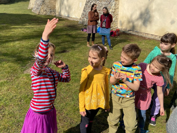 Projektový den | Příběh dráteníka - Z Kysuce až na kraj světa