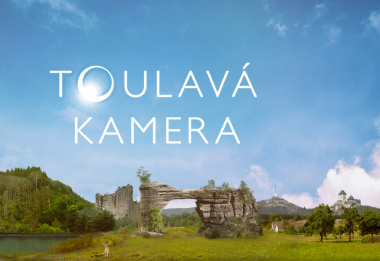 Toulavá kamera